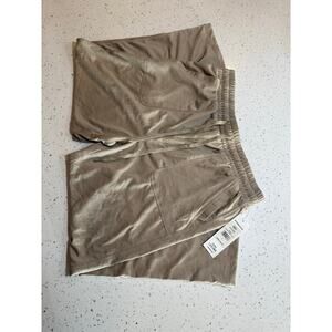 Legend nwt tan capri pants comfy size large